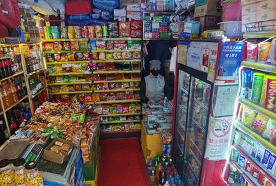 新規落地 先經營再備案，食品銷售邁入便民時代，20年小超市終迎春天